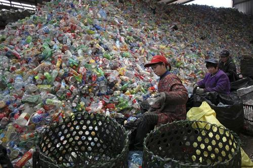 Diễn đàn Davos 2017: Sáng kiến nền kinh tế nhựa mới vì môi trường