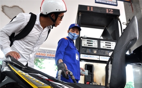 Xăng lên cao nhất 16 tháng Xăng lên cao nhất 16 tháng